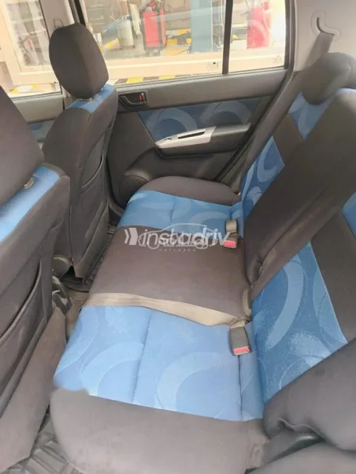 هيونداي جيتز 2009 أزرق غامق مستعملة للبيع - 7