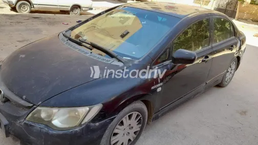 هوندا سيفك 2007 أسود مستعملة للبيع - 4