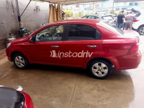 شيفروليه افيو 2019 أبيض مستعملة للبيع - 2