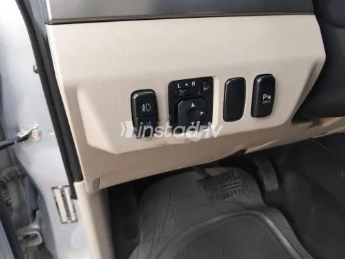 Mitsubishi Pajero 2014 Silver Used for Sale - 9