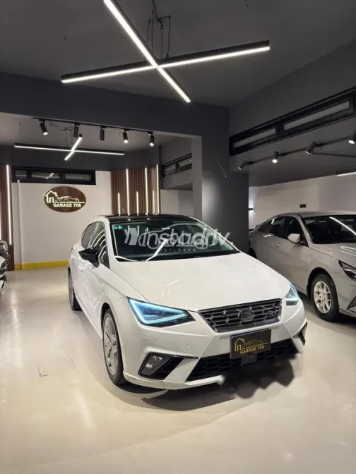 سيات ابيزا 2018 أبيض مستعملة للبيع - 2