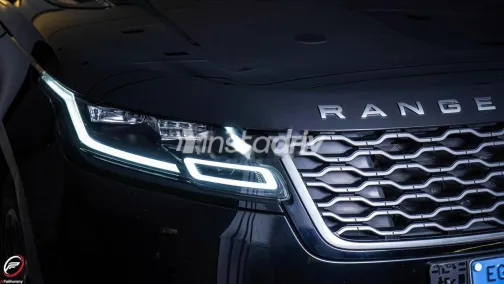 Land Rover Velar 2023 Black Used for Sale - 4