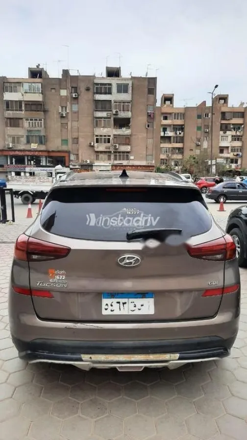 Hyundai Tucson GDI 2020 Gold Used for Sale - 4