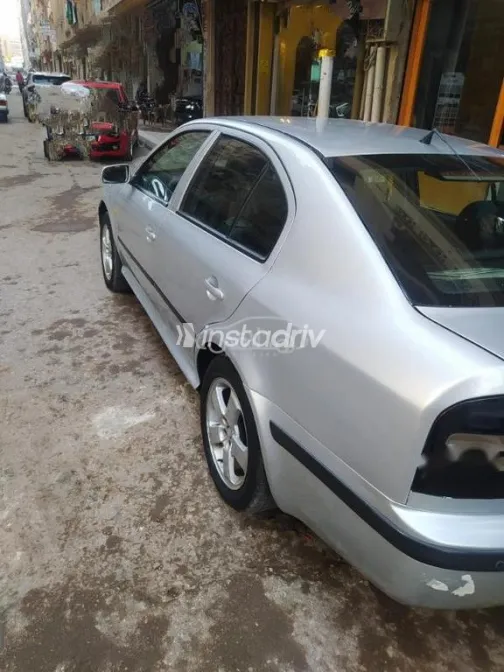 Skoda Octavia A4 2004 Silver Used for Sale - 4