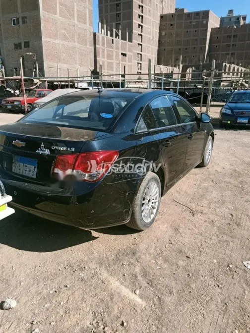 Chevrolet Cruze 2011 Black Used for Sale - 7