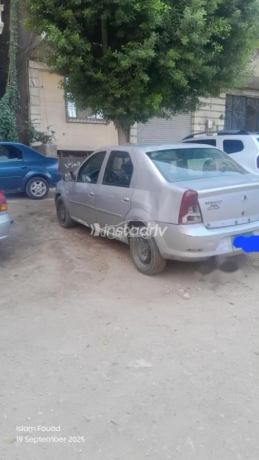 رينو لوجان 2014 فضي مستعملة للبيع - 3