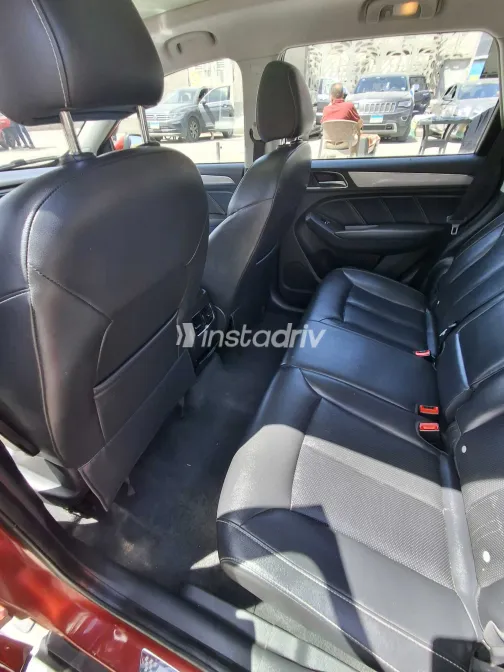 MG Rx5 2019 White Used for Sale - 5