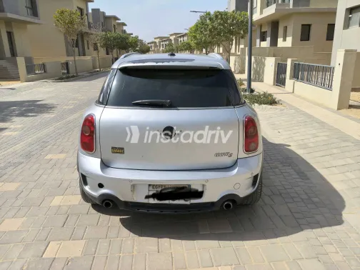 مينى كانترمان اس 2011 أبيض مستعملة للبيع - 1