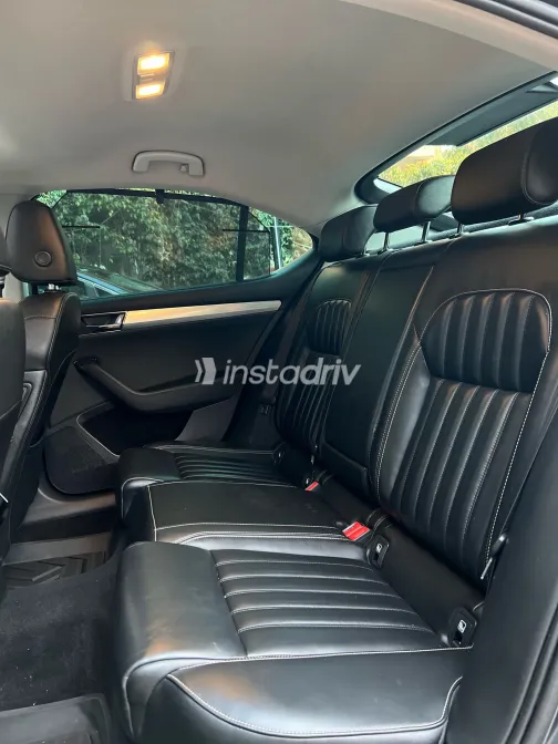 سكودا سوبيرب 2021 أبيض مستعملة للبيع - 3