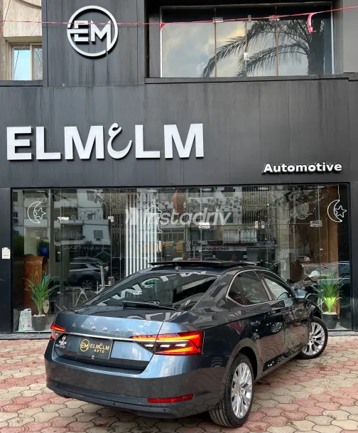 سكودا سوبيرب 2021 أبيض مستعملة للبيع - 4