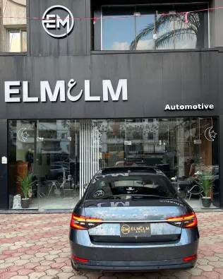 سكودا سوبيرب 2021 أبيض مستعملة للبيع