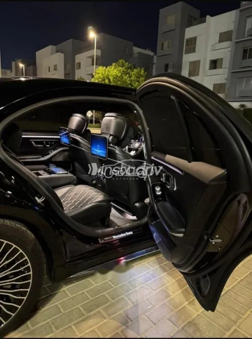 مرسيدس S 500 2021 أسود مستعملة للبيع - 2