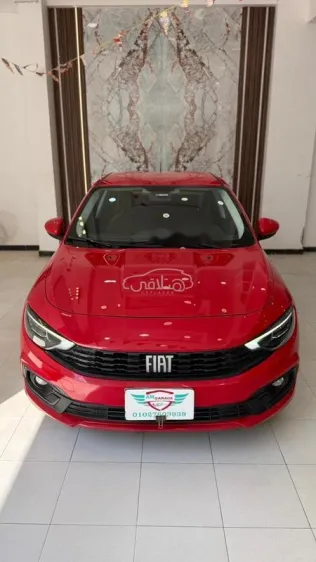 فيات تيبو 2021 أحمر مستعملة للبيع