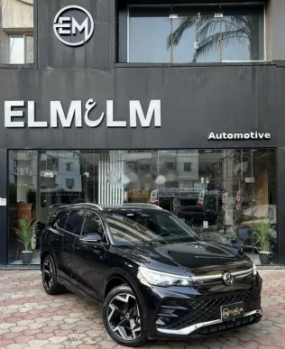 Volkswagen Tiguan 2024 Black Used for Sale