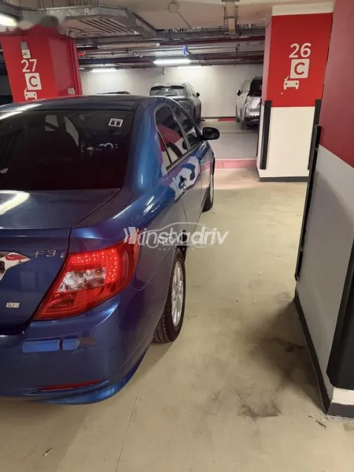 بى واى دى‬ F3 2025 أبيض مستعملة للبيع - 4