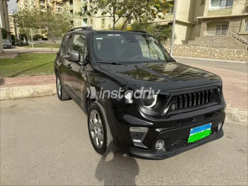 جيب رينيجيد 2021 أسود مستعملة للبيع - 2