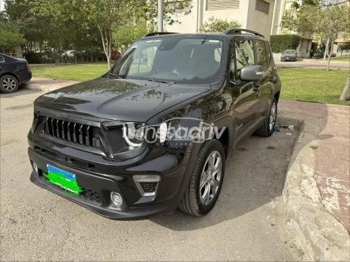 جيب رينيجيد 2021 أسود مستعملة للبيع - 3