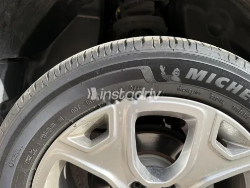 جيب رينيجيد 2021 أسود مستعملة للبيع - 4