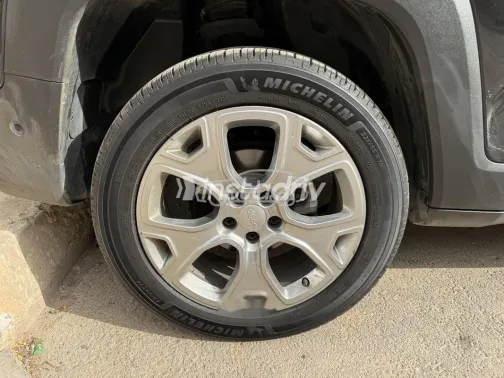 جيب رينيجيد 2021 أسود مستعملة للبيع - 5