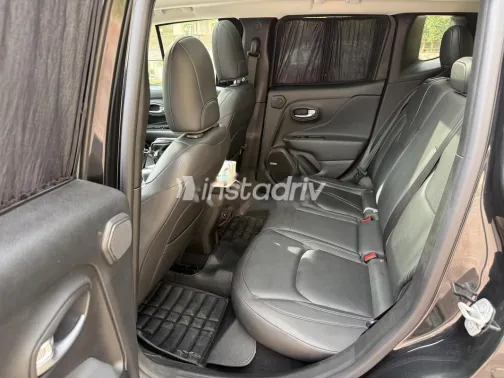 جيب رينيجيد 2021 أسود مستعملة للبيع - 10