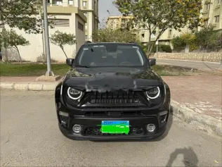 جيب رينيجيد 2021 أسود مستعملة للبيع