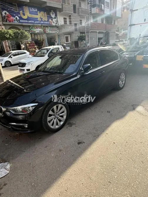 بي ام دبليو 318 2019 أبيض مستعملة للبيع - 2