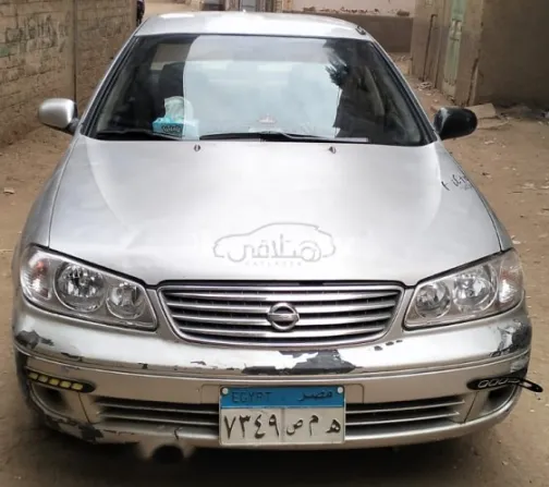 نيسان صنى 2006 فضي مستعملة للبيع - 2