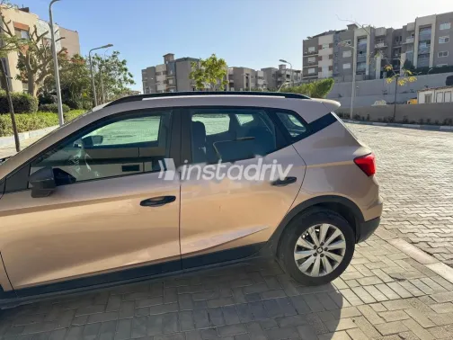 Seat Arona 2019 White Used for Sale - 2