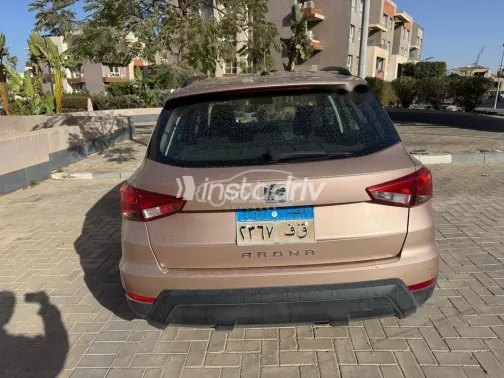 Seat Arona 2019 White Used for Sale - 3