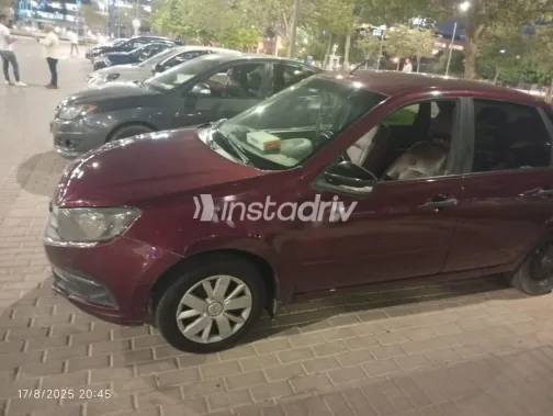 لادا جرانتا 2022 أبيض مستعملة للبيع - 7