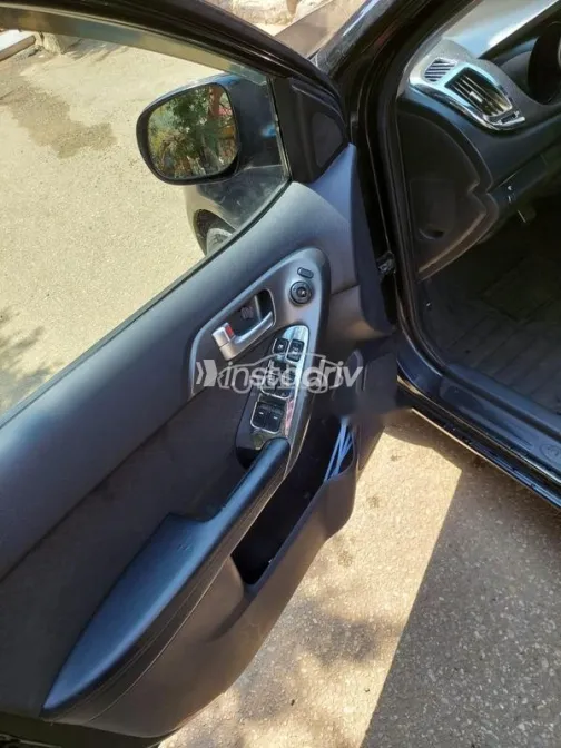 كيا سيراتو 2011 أسود مستعملة للبيع - 2