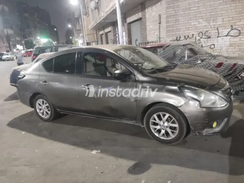 Nissan Sunny 2016 Bronze Used for Sale - 4