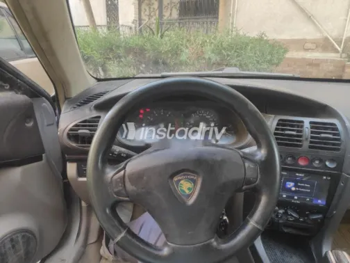 بروتون واجا 2005 رمادي مستعملة للبيع - 8