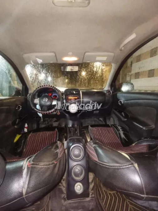 نيسان صنى 2014 أحمر مستعملة للبيع - 10