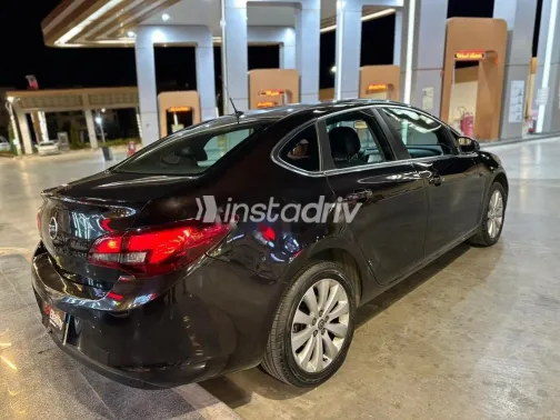 Opel Astra 2016 Brown Used for Sale - 6