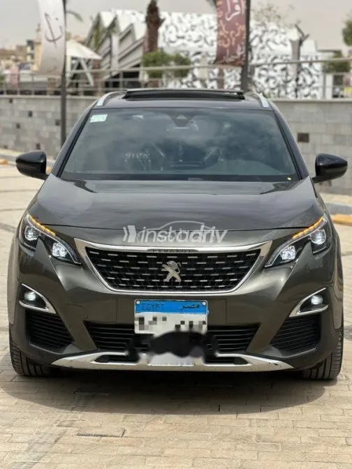 Peugeot 5008 2020 Green Used for Sale - 4