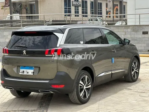 Peugeot 5008 2020 Green Used for Sale - 6