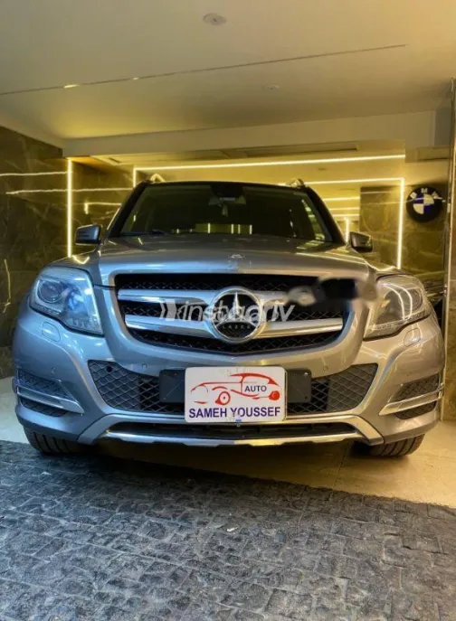 مرسيدس GLK 250 2015 فضي مستعملة للبيع - 3