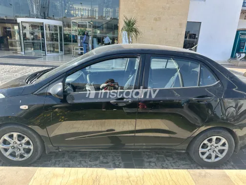 هيونداي جراند i10 2015 أبيض مستعملة للبيع - 4