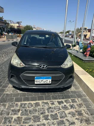 هيونداي جراند i10 2015 أبيض مستعملة للبيع