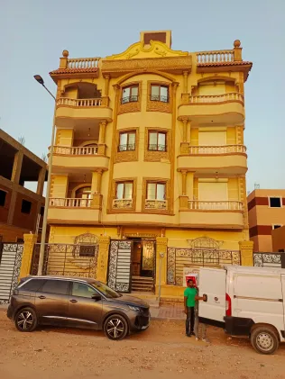 بيجو 5008 2021 أبيض مستعملة للبيع