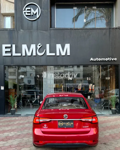 ام جى 5 2021 أبيض مستعملة للبيع - 8