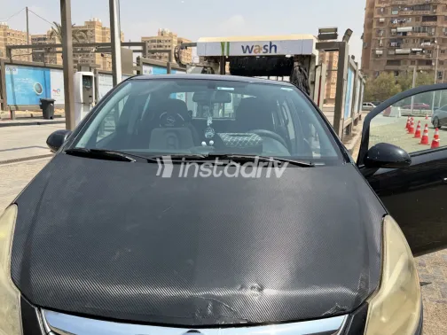 اوبل كورسا 2013 أبيض مستعملة للبيع - 3