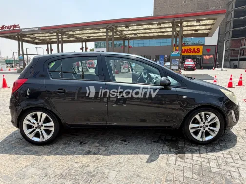 اوبل كورسا 2013 أبيض مستعملة للبيع - 4