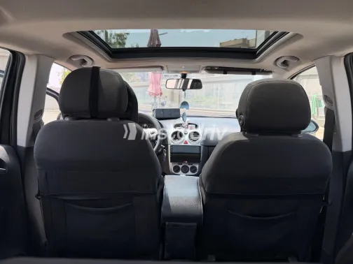 اوبل كورسا 2013 أبيض مستعملة للبيع - 6