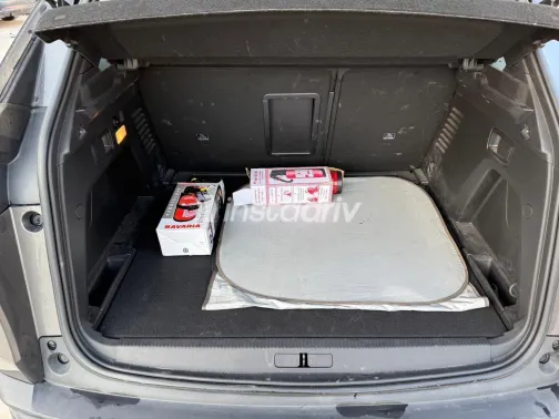 بيجو 3008 2022 أبيض مستعملة للبيع - 1