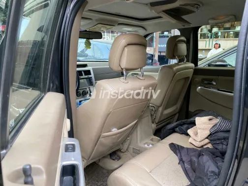 جيب شيروكي 2010 أبيض مستعملة للبيع - 5