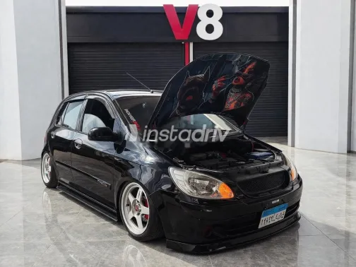 هيونداي جيتز 2010 أسود مستعملة للبيع - 1