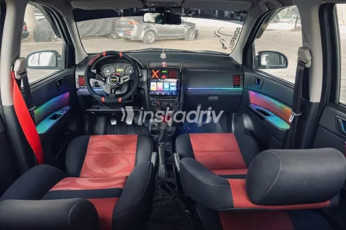 هيونداي جيتز 2010 أسود مستعملة للبيع - 5