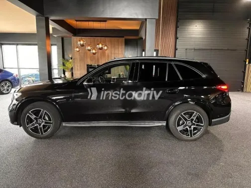 مرسيدس GLC 200 2025 أسود مستعملة للبيع - 6